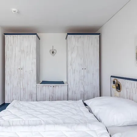 Haus Seeblick 20 Apartman *