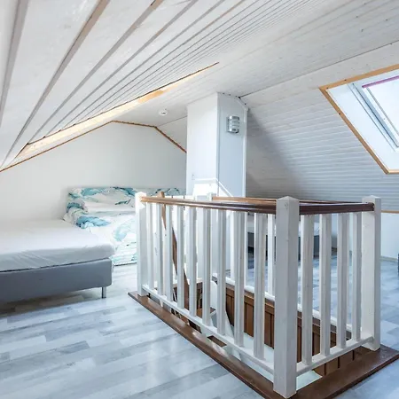 Haus Seeblick 20 Apartment *